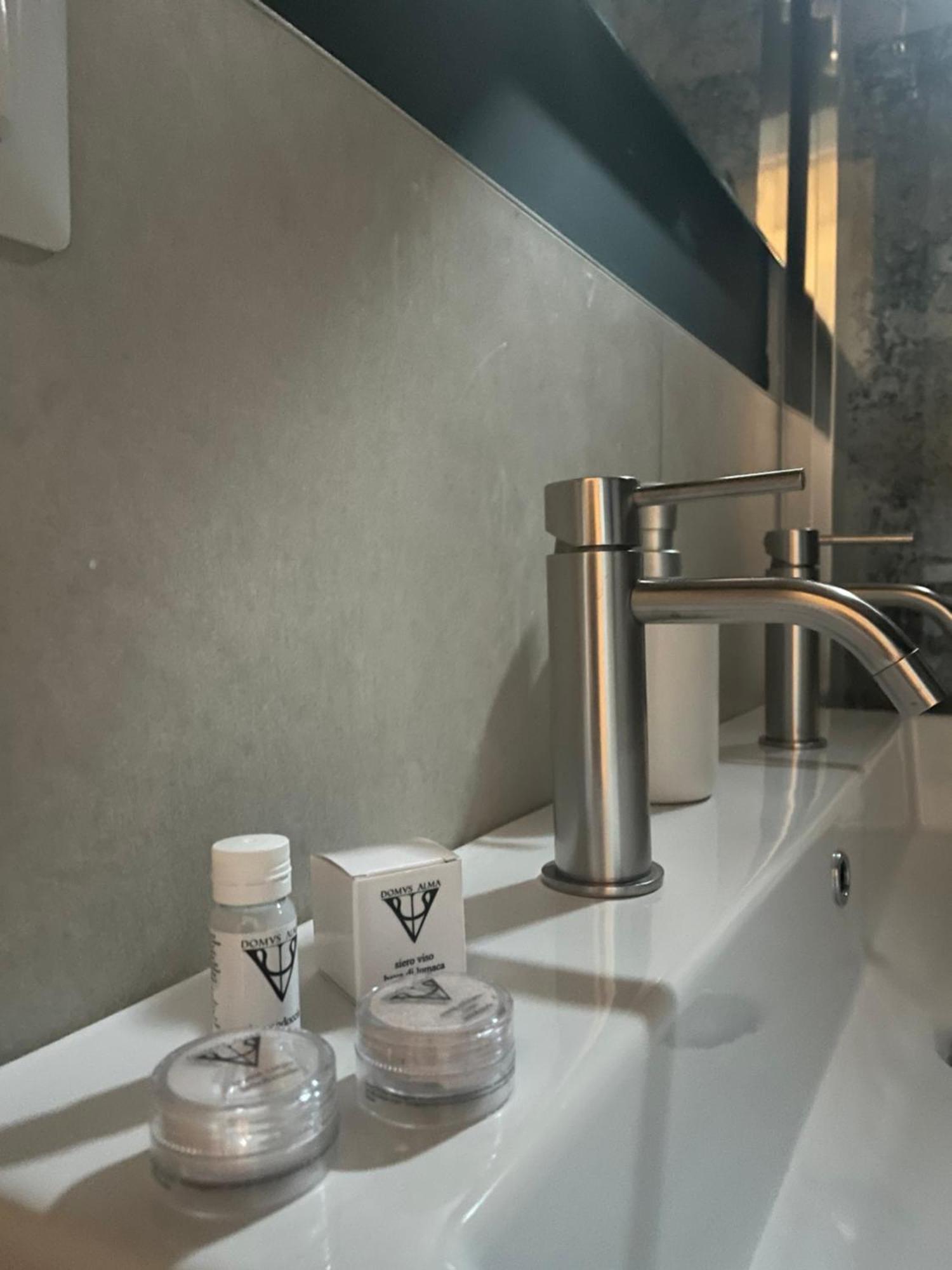 Dimora Santa Lucia Apartment Bologna Luaran gambar